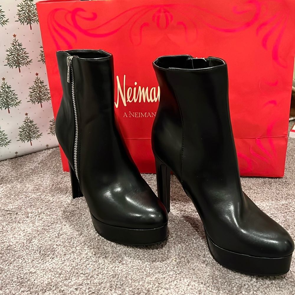 GUESS
Women's Dejah Platform Dress Bootie